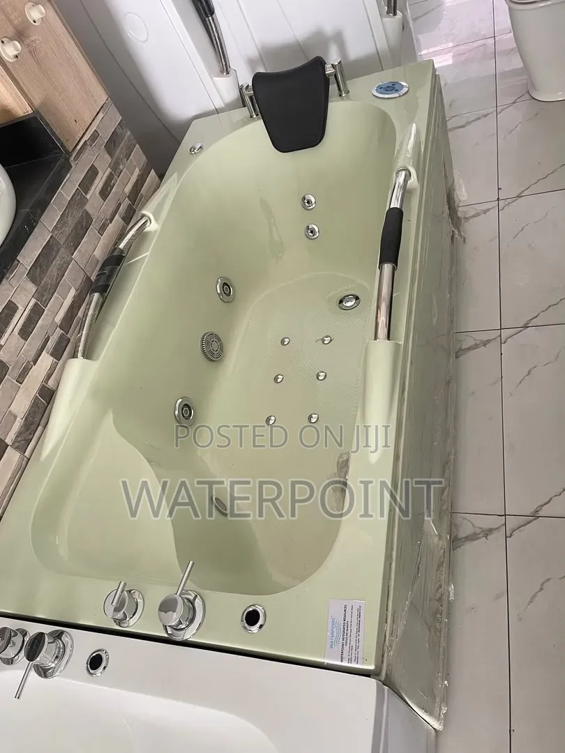 Luxury Jacuzzi Bathtub