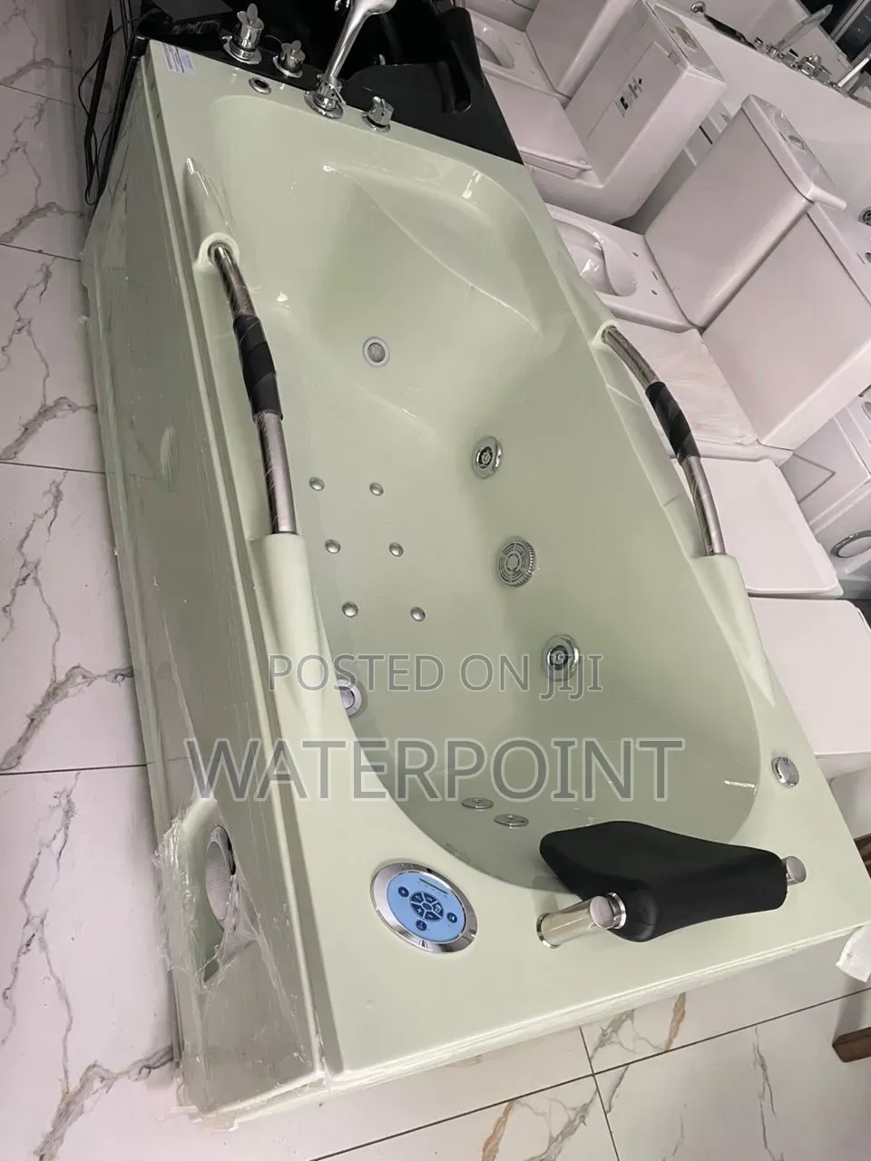 Luxury Jacuzzi Bathtub