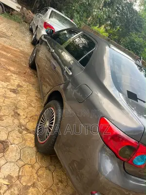 Toyota Corolla 2010 Gray