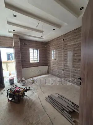 3bdrm Block of Flats in Utako for rent