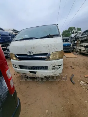 Toyota HiAce 2008 White
