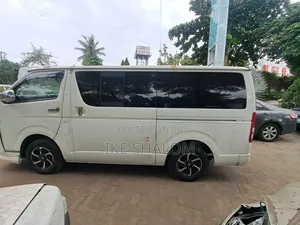 Toyota HiAce 2008 White