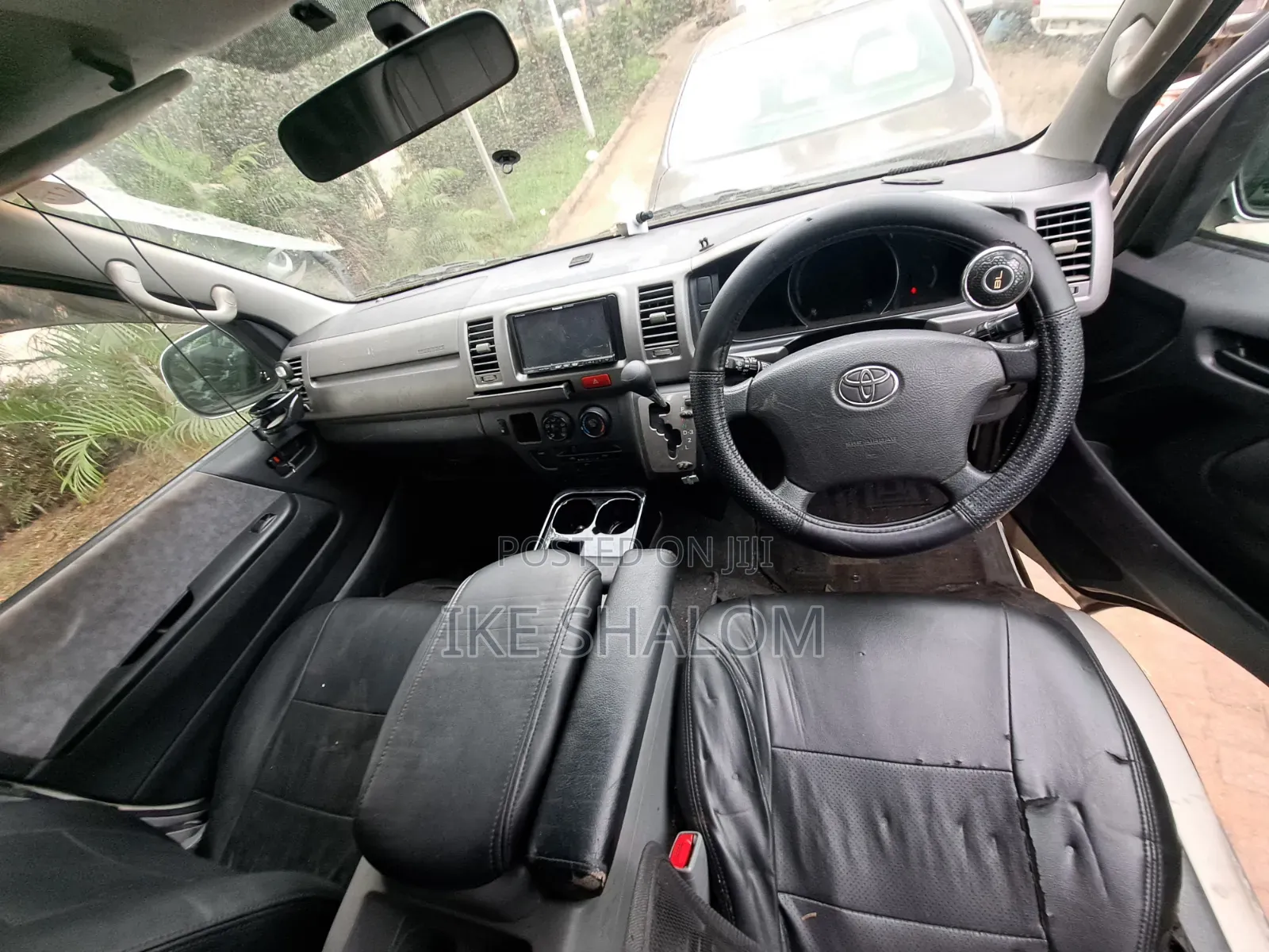 Toyota HiAce 2008 White