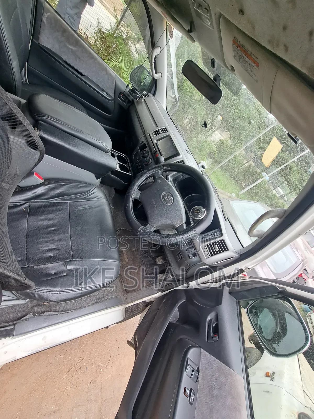 Toyota HiAce 2008 White