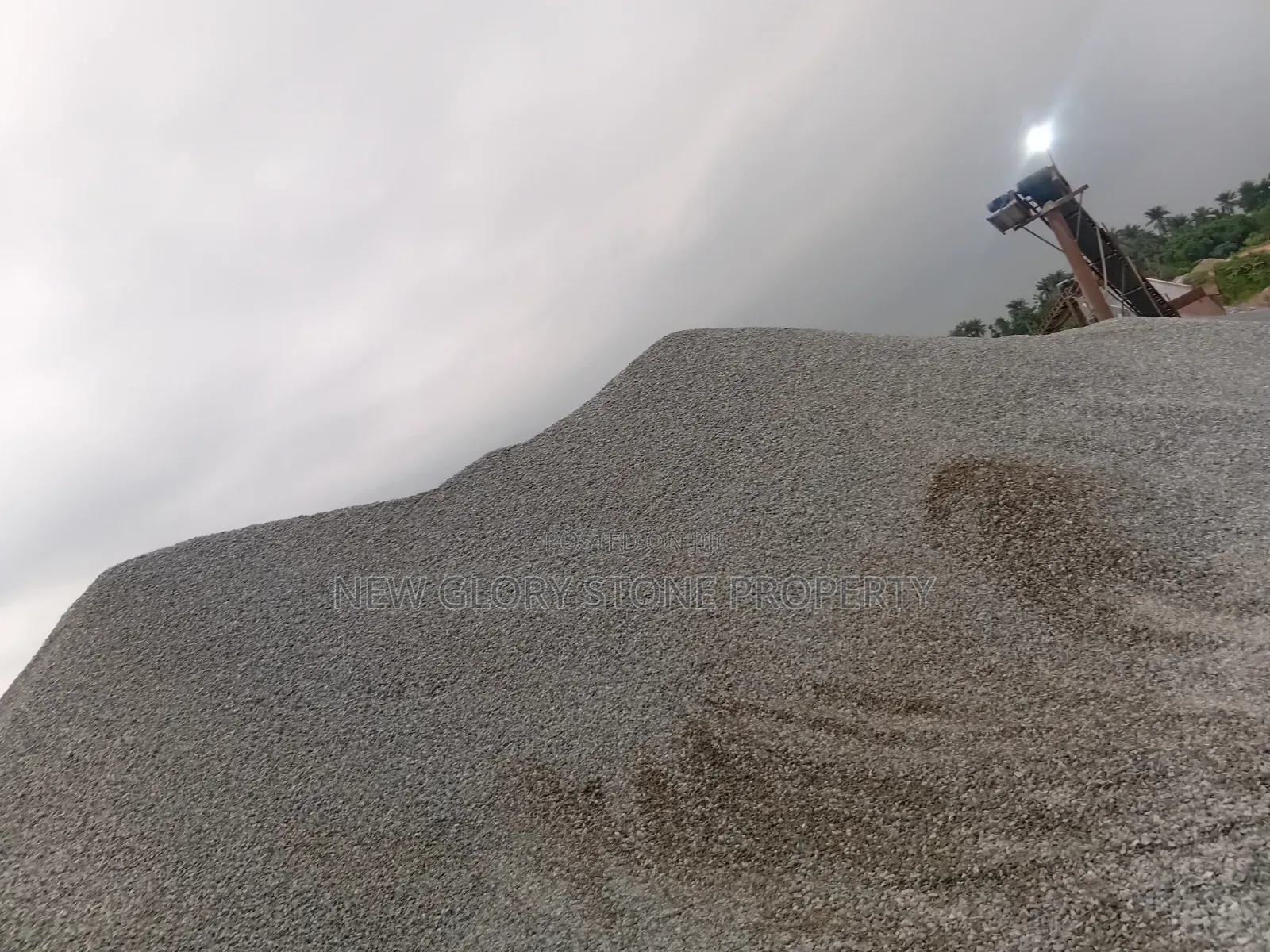 20tons of Granite and Sharp Sand