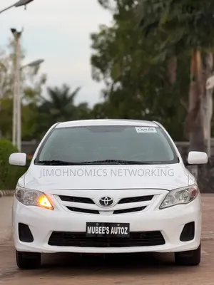 Toyota Corolla 2010 White