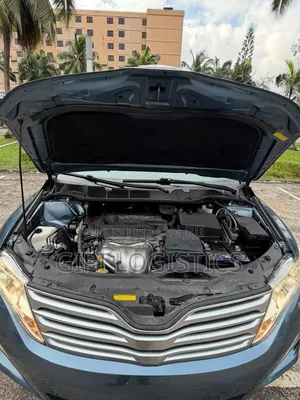 Toyota Venza AWD 2011 Blue