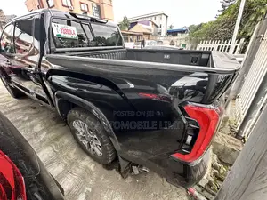 Toyota Tundra 1794 Edition CrewMax 6.5' Bed 2023 Black