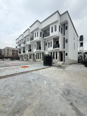 4bdrm Townhouse/Terrace in Guzape for sale