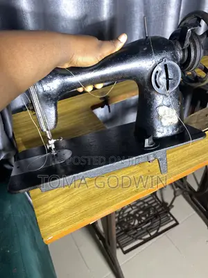 Manual Butterfly Sewing Machine
