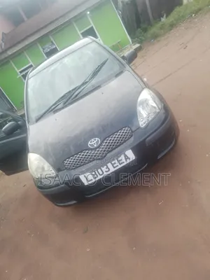 Toyota Yaris 2004 Black