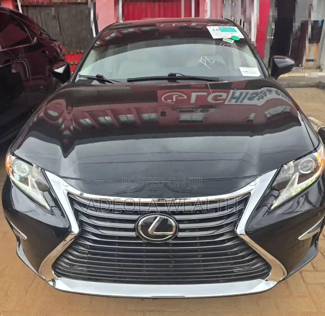 Lexus ES 2018 Black