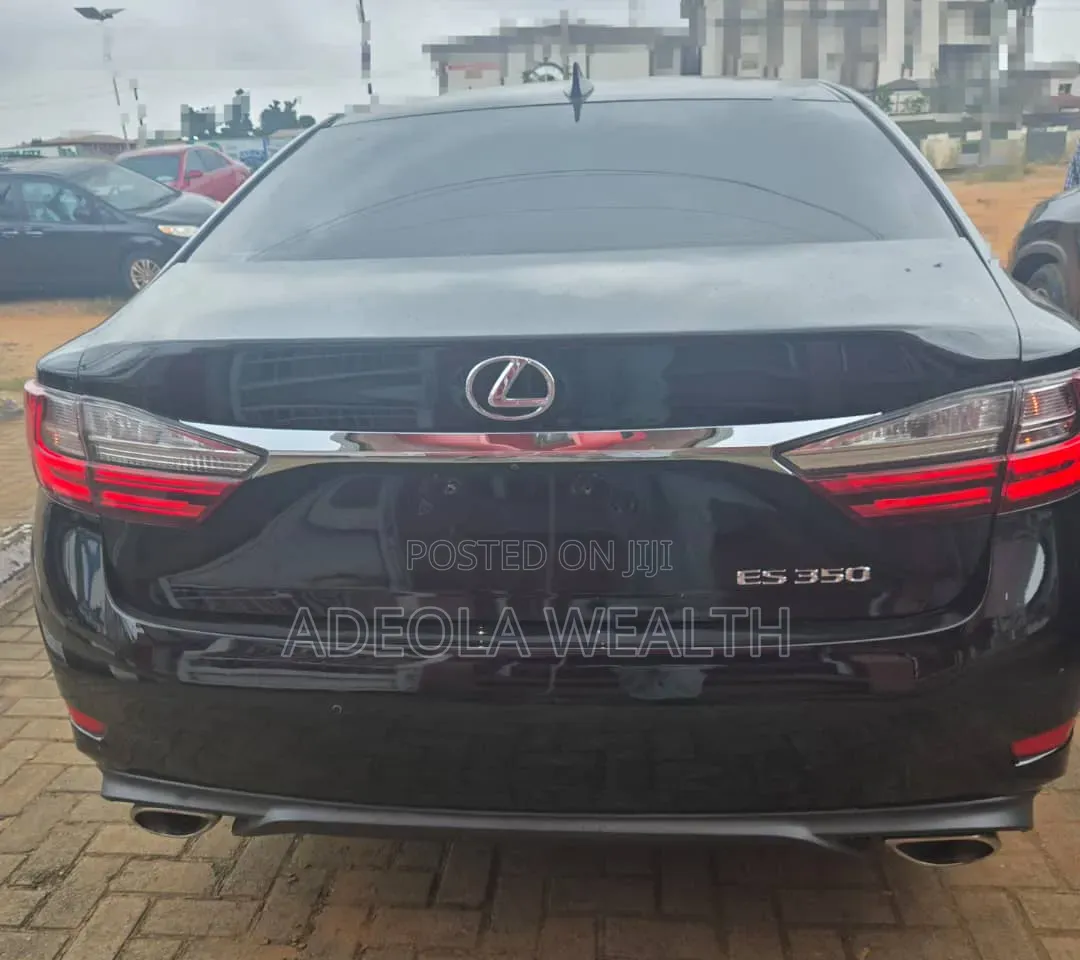 Lexus ES 2018 Black