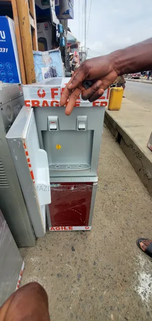 Direct Belgium Dispenser With Refrigerator Compartment