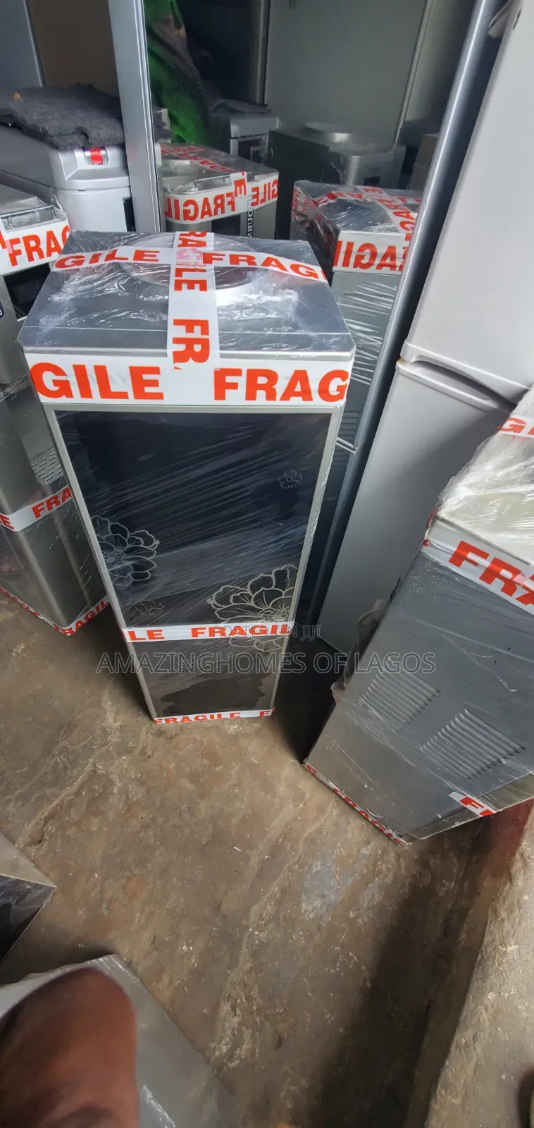 Direct Belgium Dispenser With Refrigerator Compartment