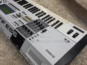 Yamaha Es6