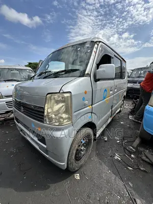 Suzuki Every 2010 Silver