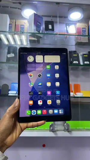 Apple iPad Air (2019) 64 GB Gray