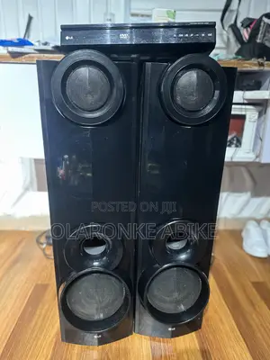 LG DVD Home Theater System With 2 Tower Speakers