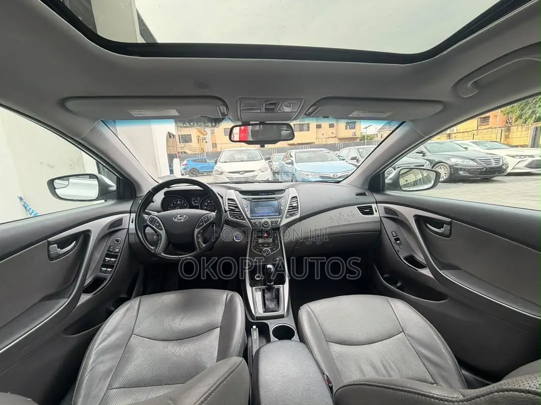 Hyundai Elantra 2014 White