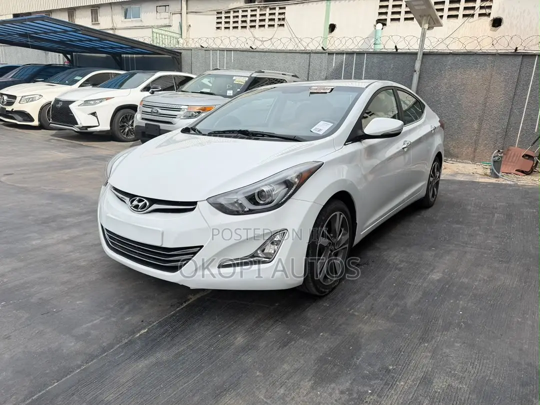 Hyundai Elantra 2014 White