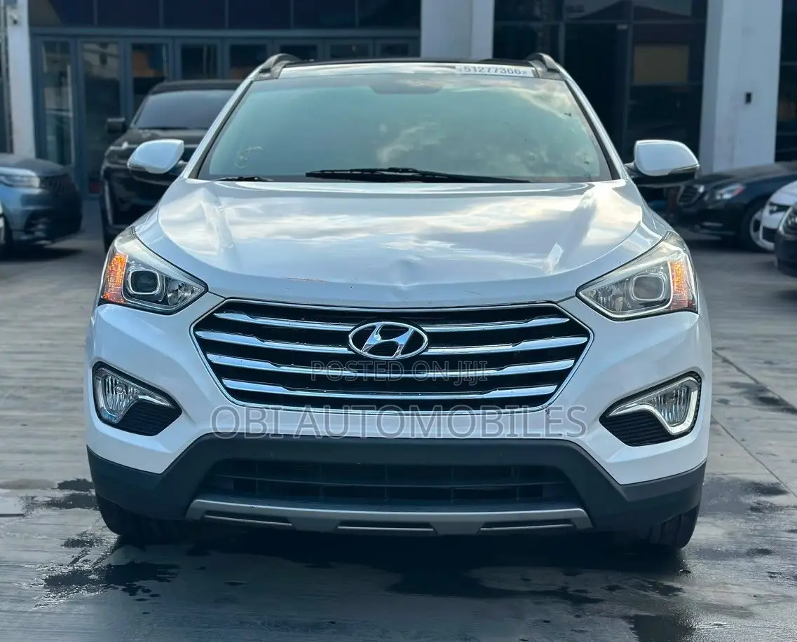 Hyundai Santa Fe 2015 White
