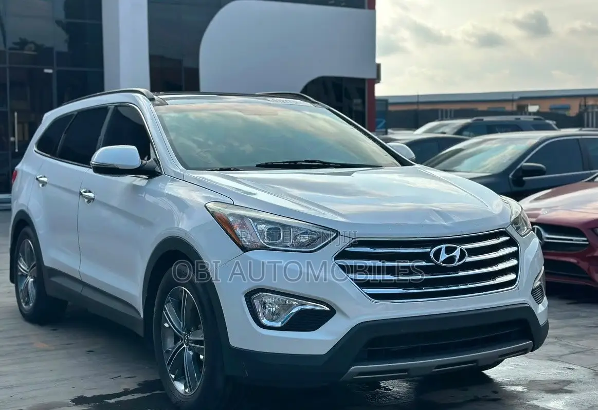 Hyundai Santa Fe 2015 White