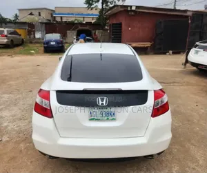 Honda Accord Crosstour EX-L AWD 2011 White