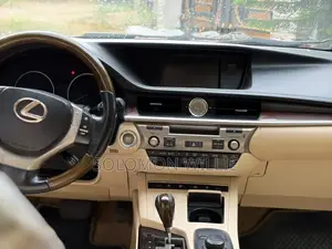 Lexus ES 350 FWD 2013 Red