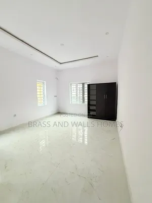 Furnished 2bdrm Apartment in Aguda / Ogba for sale