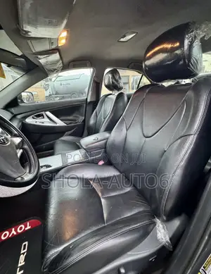 Toyota Camry SE 4dr Sedan (2.5L 4cyl 6AM) 2010 Gray