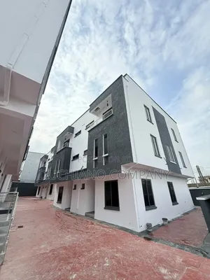 4bdrm Duplex in Opebi for sale