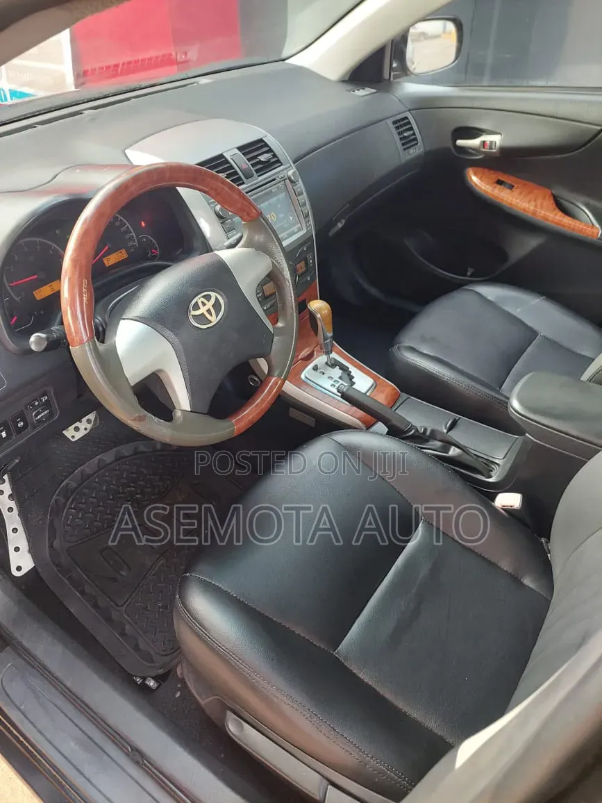 Toyota Corolla 2009 Black