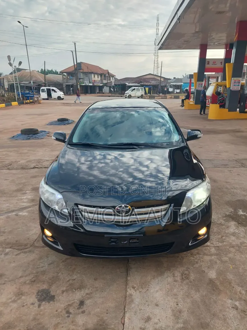 Toyota Corolla 2009 Black