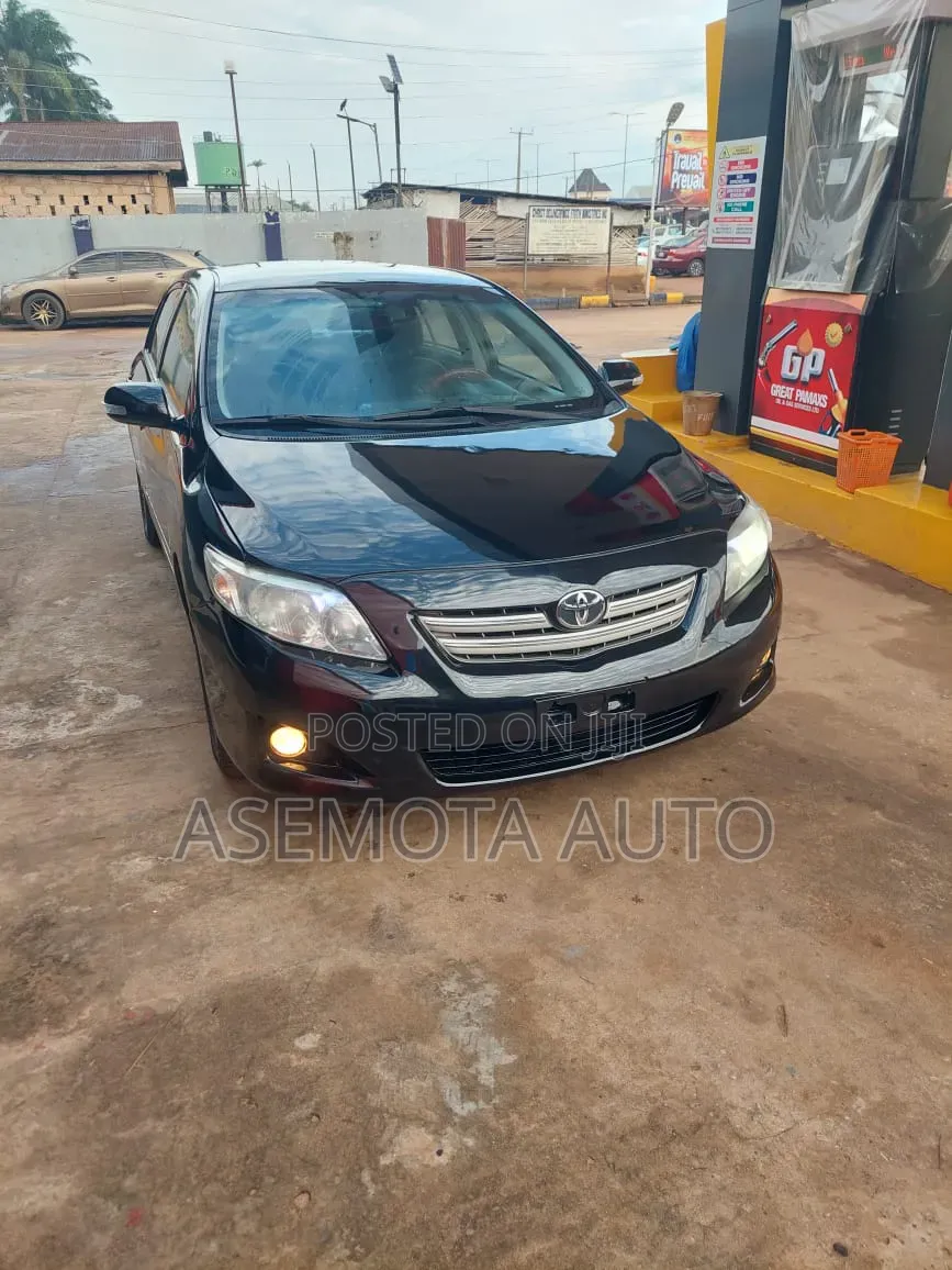 Toyota Corolla 2009 Black