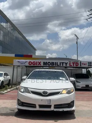Toyota Camry 2012 White