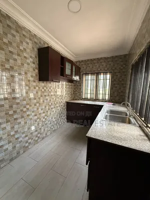 4bdrm Duplex in Kolapo Ishola Gra, Akobo for rent