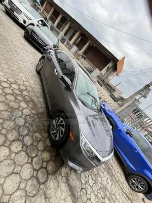 Honda Civic EX 4dr Sedan (2.0L 4cyl) 2017 Gray
