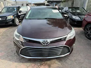 Toyota Avalon XLE Plus FWD Sedan (3.6L 6cyl 6A) 2016 Burgundy