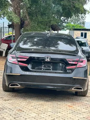Honda Accord Sport (2.0L 4cyl Turbo 6M) 2019 Black