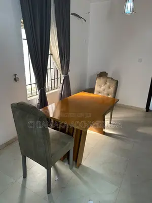 Dinng Chairs With 3 Chairs , Center Table