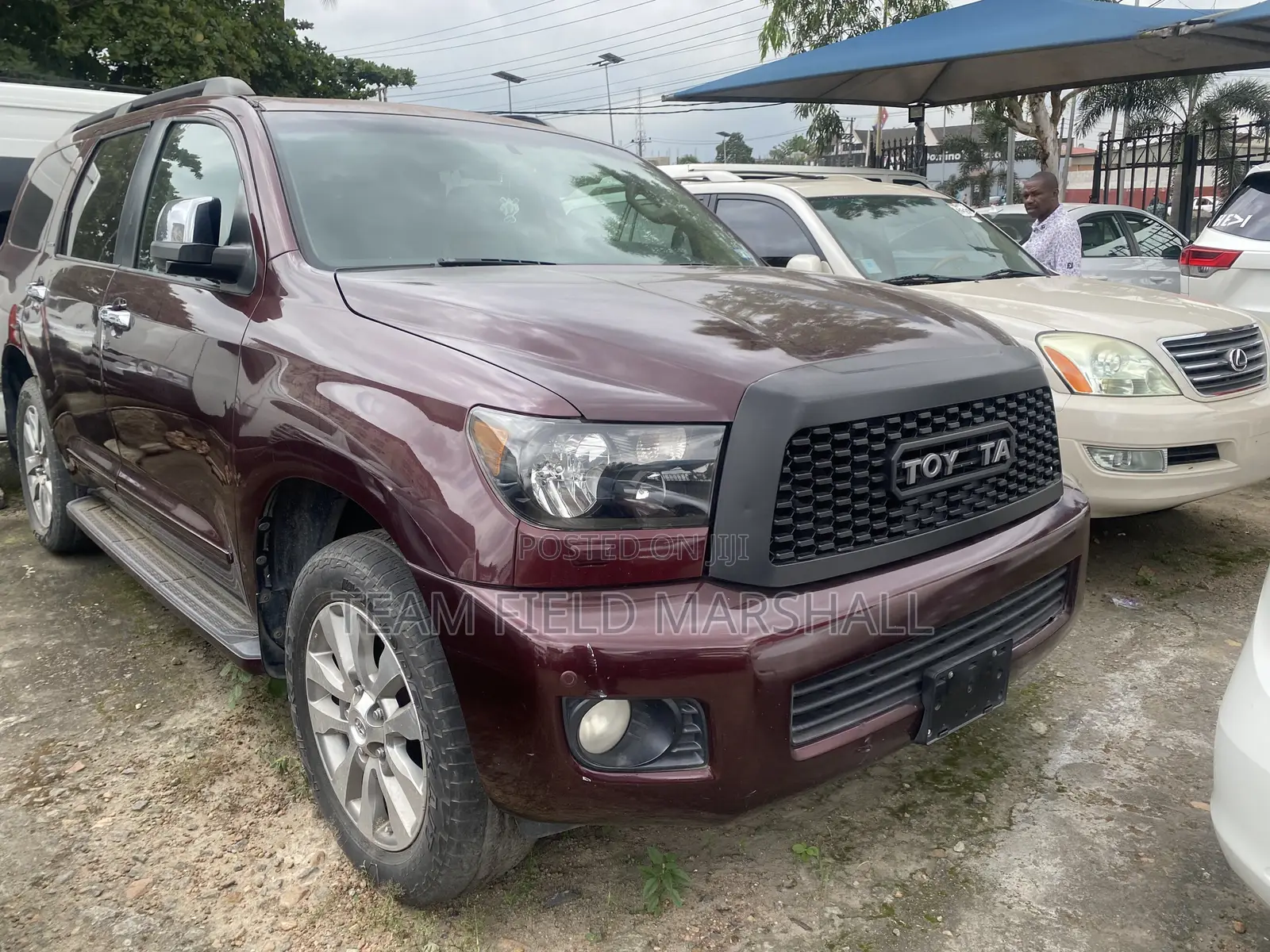 Toyota Sequoia Limited 4dr SUV (5.7L 8cyl 6A) 2011 Red