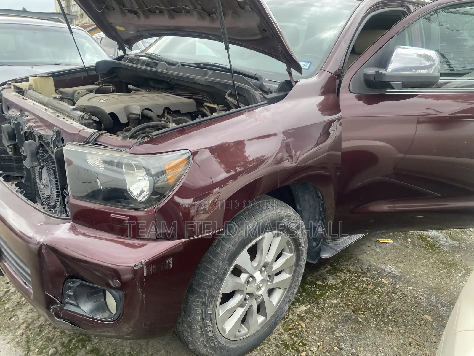 Toyota Sequoia Limited 4dr SUV (5.7L 8cyl 6A) 2011 Red