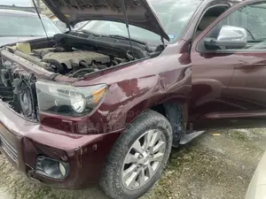 Toyota Sequoia Limited 4dr SUV (5.7L 8cyl 6A) 2011 Red