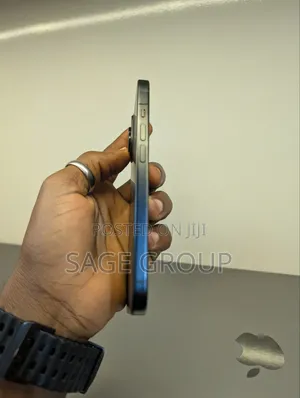 Apple iPhone 15 128 GB Black