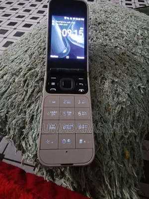 Nokia 2720 Flip 512 GB Gray