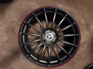 18 Wheels, for Mercedes and Toyota Universal Wheel