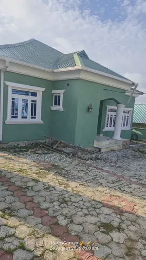 4bdrm Bungalow in Redeemer'S Estate, Pyakasa for rent