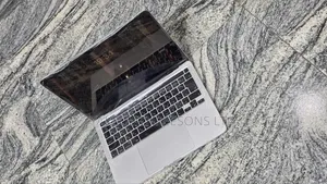 Laptop Apple MacBook Pro 2020 8GB Intel Core i5 SSD 512GB