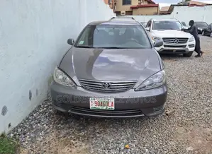 Toyota Camry 2006 Gray
